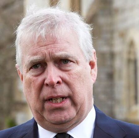 Le prince Andrew pourrait «facilement» encourir une amende de 14 millions de livres sterling s'il était vaincu dans une affaire d'abus sexuels