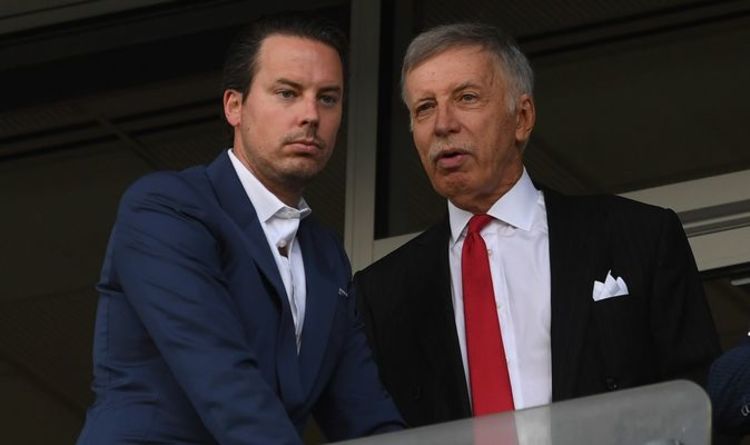 Le propriétaire d'Arsenal, Stan Kroenke, publie une déclaration de transfert sur le travail "dans les coulisses"