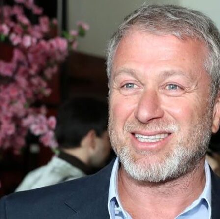 Le propriétaire de Chelsea, Abramovich, s'apprête à intervenir dans le dilemme du transfert de Tuchel et Granovskaia