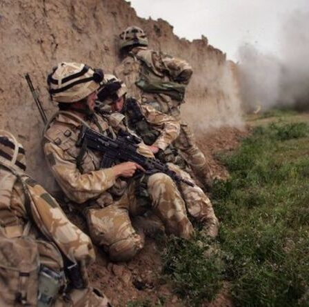 Le secrétaire britannique à la Défense n'exclut pas le retour des troupes britanniques en Afghanistan pour combattre les talibans