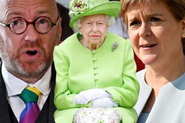 Les alliés verts de Nicola Sturgeon ont affirmé que la monarchie «retiendrait l'Écosse»