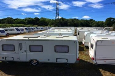 Les conseils locaux craignent les sites de caravanes pop-up à travers le Royaume-Uni alors que la précipitation pour sauter sur la demande de staycation