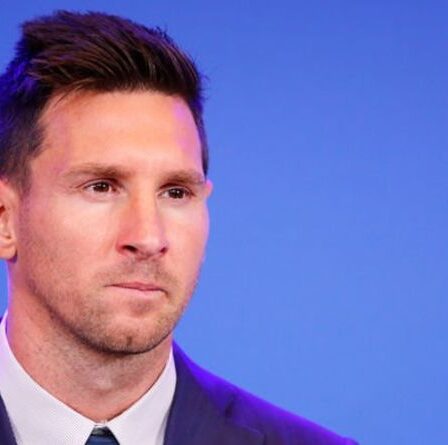 Les numéros de maillot du PSG que Lionel Messi pourrait porter alors que Neymar détient le n ° 10