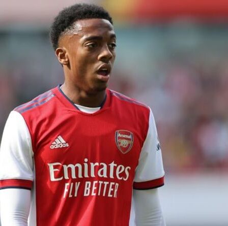 Les plans du chef des transferts d'Arsenal, Edu, s'amplifient alors que Newcastle « accepte un accord de 20 millions de livres sterling avec Joe Willock »
