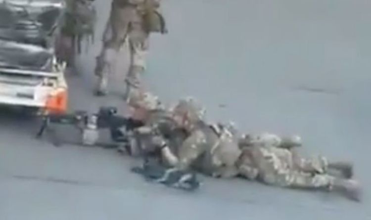 Les troupes américaines se démènent pour créer un périmètre de sécurité dans l'offre finale de défendre l'aéroport de Kaboul