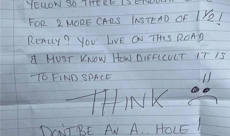 Les voisins se querellent après qu'une femme a reçu une note cinglante sur un parking «égoïste»