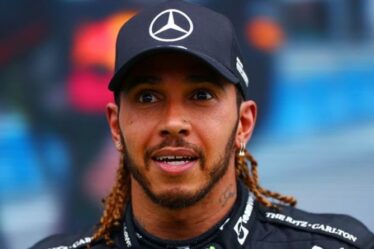 Lewis Hamilton envoie un grand avertissement à Red Bull après le drame de Max Verstappen - " Inacceptable "