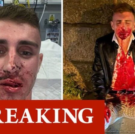 L'olympien Jack Woolley est resté couvert de sang lors de l'attaque quelques secondes après avoir posé pour la photo