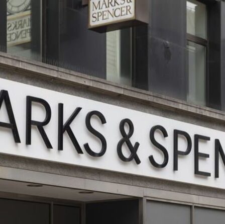 M&S annonce son intention de fermer tous les magasins le lendemain de Noël
