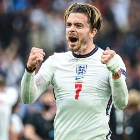 Man City complète la signature de Jack Grealish de 100 millions de livres sterling alors que le record de transfert britannique explose