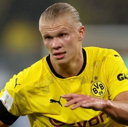 Man Utd en « pole position » pour Erling Haaland alors que la demande de transfert de Mino Raiola devient claire