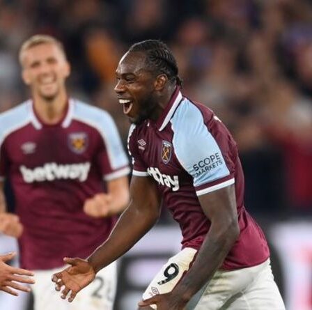 Michail Antonio explique la célébration de la découpe de carton après la révélation d'une vidéo secrète