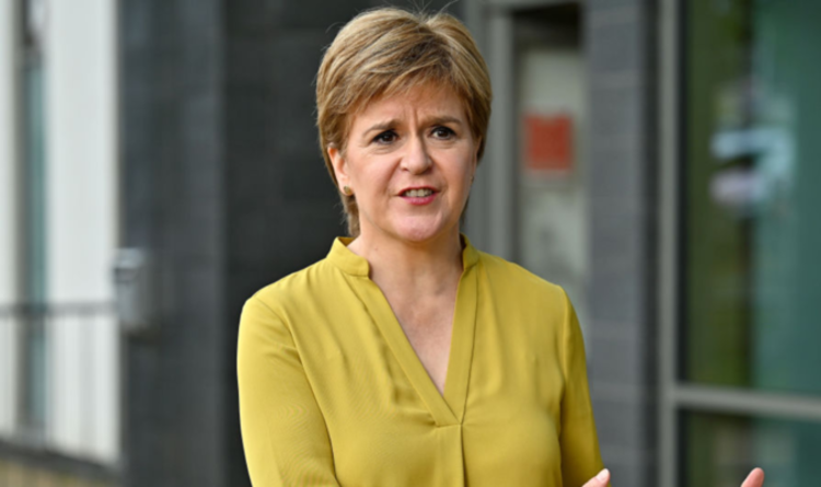 Nicola Sturgeon qualifié de «pire leader du SNP» en 30 ans par l'ancien conseiller du SNP