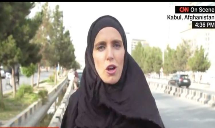 « Nous avons dû crier ! »  Un producteur de CNN menacé de "coup de pistolet" alors qu'il filmait les talibans
