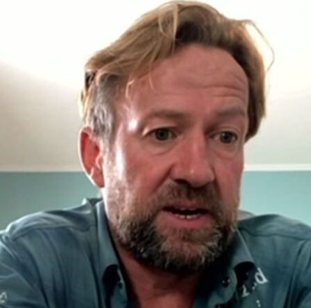 «Pleurer et sous le choc» Pen Farthing a le cœur brisé pour le personnel qui s'est retourné sous la menace d'une arme