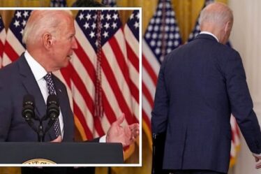 « Putain de merde ! »  Les journalistes "halètent" alors que Joe Biden s'éloigne après avoir été "appelé" lors d'un briefing