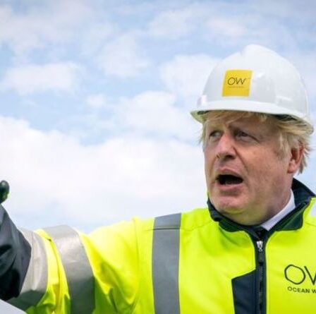 'Sur mon cadavre!' Boris Johnson snobera le retour de l'Écosse après la catastrophe des vacances
