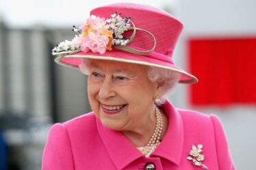 Thé de la reine !  Le chef royal met à nu le goûter préféré du monarque – un « gâteau entier »
