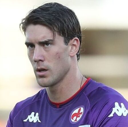 Tottenham intensifie les pourparlers pour Dusan Vlahovic après l'échec du transfert de Lautaro Martinez