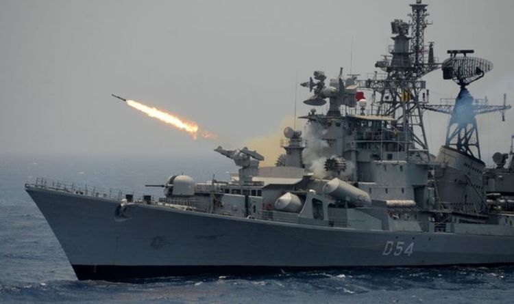 Un destroyer lance-missiles indien se dirige vers la mer de Chine méridionale au milieu de tensions sans précédent