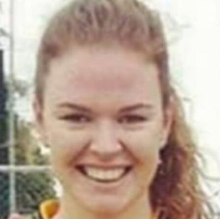 Un enseignant décède après avoir été renversé par une voiture après une chute d'un bus alors qu'il se rendait à une fête de mariage