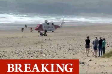 Urgence au Pays de Galles : une tragédie alors qu'un homme meurt dans les eaux d'une plage - "Très triste et émouvant"