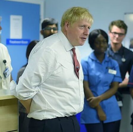 Boris Johnson dévoilera un plan de sauvetage de la santé de 5,5 milliards de livres sterling par NI pour éliminer l'arriéré du NHS