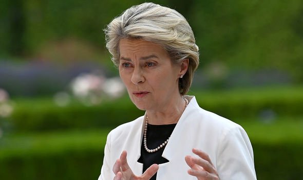 Ursula von der Leyen : Elle a affirmé qu'un Brexit sans accord était probable 