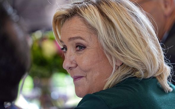 Marine le Pen référendum sur les élections françaises
