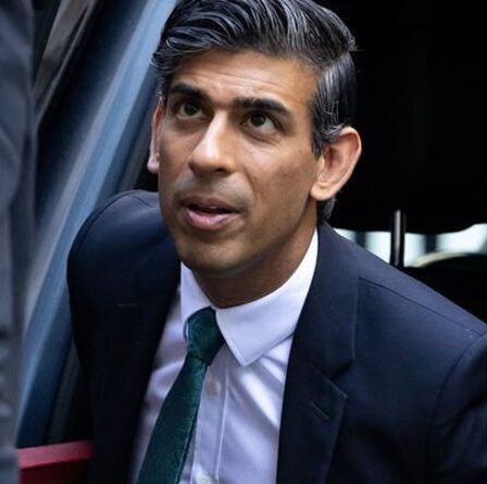 Rishi Sunak paniqué: les conservateurs craignent l'anéantissement électoral à cause des hausses d'impôts - Nouveau plan tracé