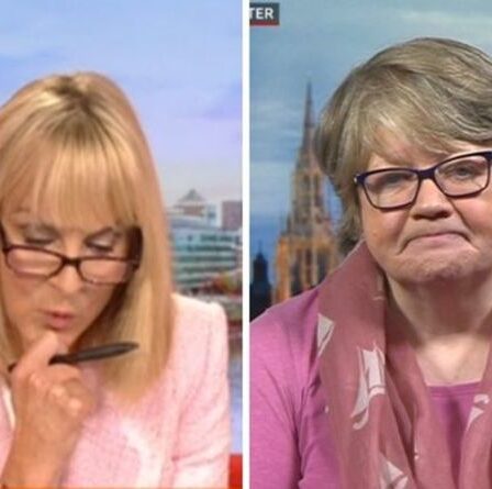 Alors vous payez plus et travaillez plus longtemps !' Louise Minchin éclate à Therese Coffey
