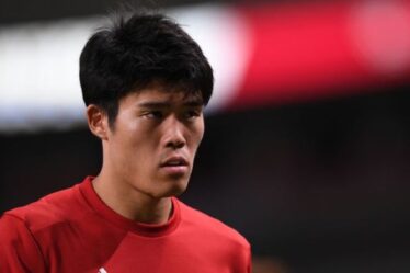 Arsenal confirme le transfert de 17 millions de livres sterling de Takehiro Tomiyasu seulement 15 minutes avant la date limite de 23 heures