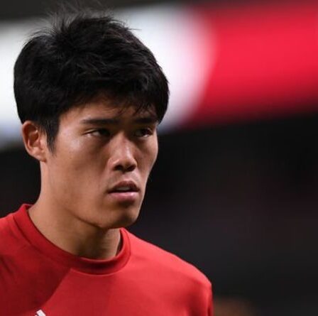 Arsenal confirme le transfert de 17 millions de livres sterling de Takehiro Tomiyasu seulement 15 minutes avant la date limite de 23 heures