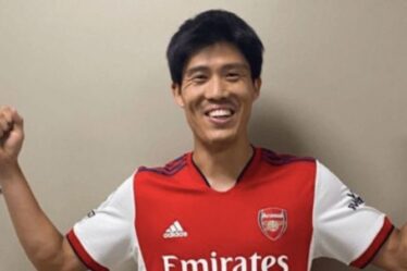 Arsenal signant Takehiro Tomiyasu autorisé à faire ses débuts à Norwich en tant que « permis de travail approuvé »