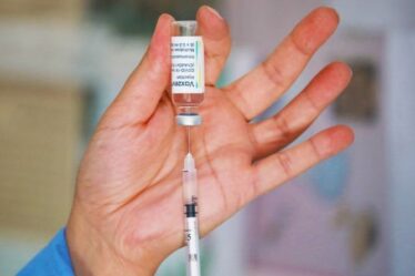 AstraZeneca craint: l'UE répertorie le nouvel effet secondaire du vaccin britannique – avertissement de lésions nerveuses