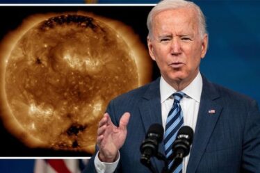 Biden a envoyé un avertissement de 1,45 billion de livres sterling alors que la tempête solaire pourrait anéantir l'électricité pour 40 millions