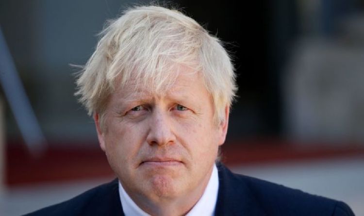 Boris Johnson évitera le verrouillage de Noël en déployant des jabs de rappel Covid pour les plus de 50 ans