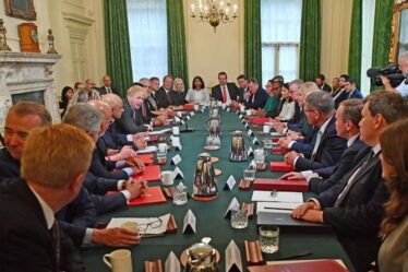 Boris a donné un « discours d'encouragement à la mi-temps » à la nouvelle équipe du Cabinet