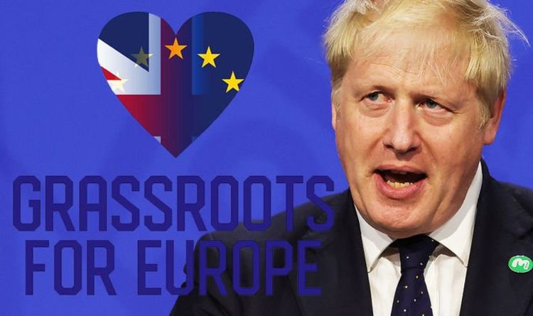 Brexit EN DIRECT: Boris fait face à une ÉNORME manifestation de Rejoin EU après le chaos pétrolier - "Ça ne marche pas!"
