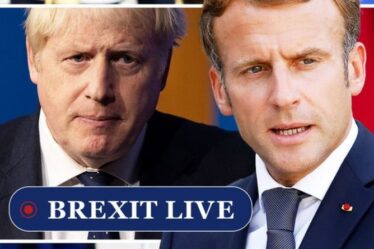 Brexit EN DIRECT: Macron et VDL redessinés après que l'alliance britannique, américaine et australienne éclipse les plans de l'armée de l'UE