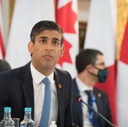 "Ce ne sera pas une bonne chose pour l'économie", a exhorté Rishi Sunak à faire demi-tour sur la réduction du crédit universel