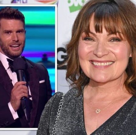 " Ce n'est pas un choix difficile " Lorraine Kelly " ravie " après avoir sauté les National Television Awards