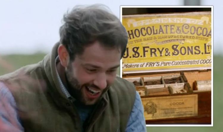 'Ceci est incroyable!'  Un expert en Antiquités Road Trip stupéfait par l'énorme profit de la boîte de chocolat