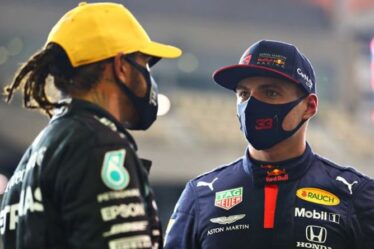 « C'est clair que je suis dans sa tête ! »  Max Verstappen s'est énervé du "comment idiot" de Lewis Hamilton