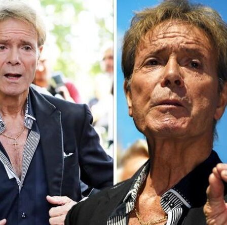 Cliff Richard, 80 ans, se joint à l'appel à la réforme de la police du Met alors qu'il signe une lettre à Boris Johnson