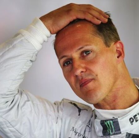Combien de temps Michael Schumacher est-il resté dans le coma et quand s'est-il réveillé ?