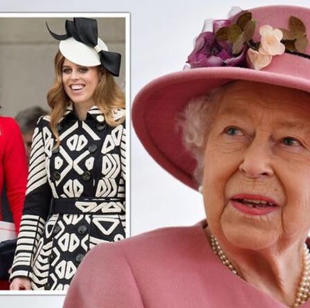 Comment la reine partage le doux lien du titre avec ses petites-filles bien-aimées Béatrice et Eugénie