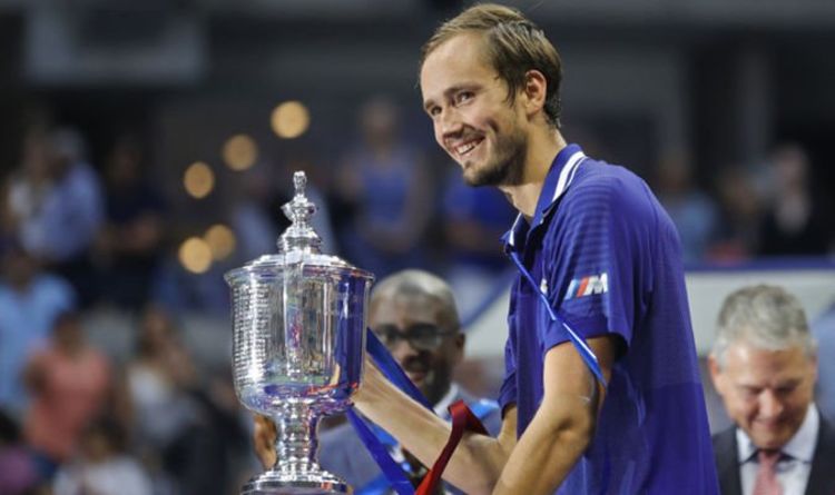 Daniil Medvedev laisse la foule de l'US Open consternée par les commentaires de Federer, Nadal et Djokovic