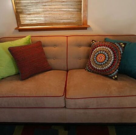 Déplacer un canapé dans une maison est si délicat - ce sont des mathématiciens perplexes pendant des années