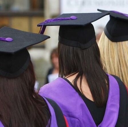 Des étudiants obligés de contracter des emprunts et même d'envisager le travail du sexe pour payer leurs factures